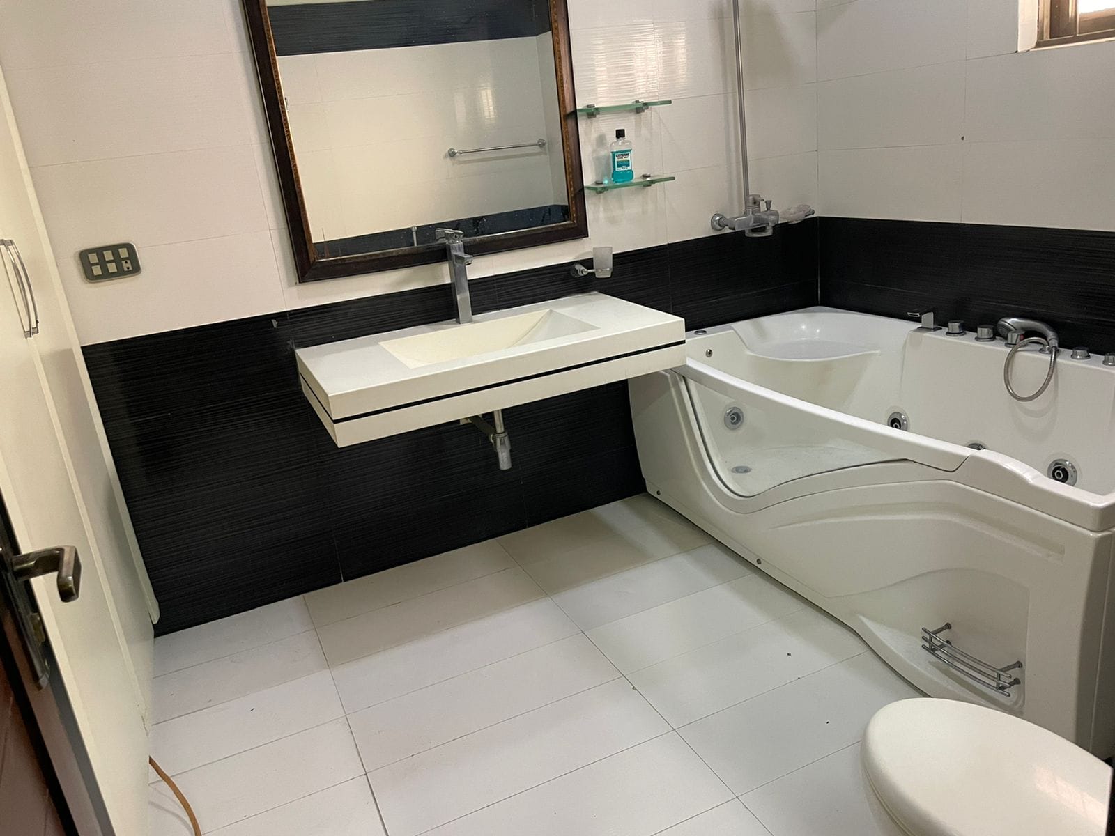 1KANAL HOUSE FOR RENT IN PCSIR Phase 2 LAHORE