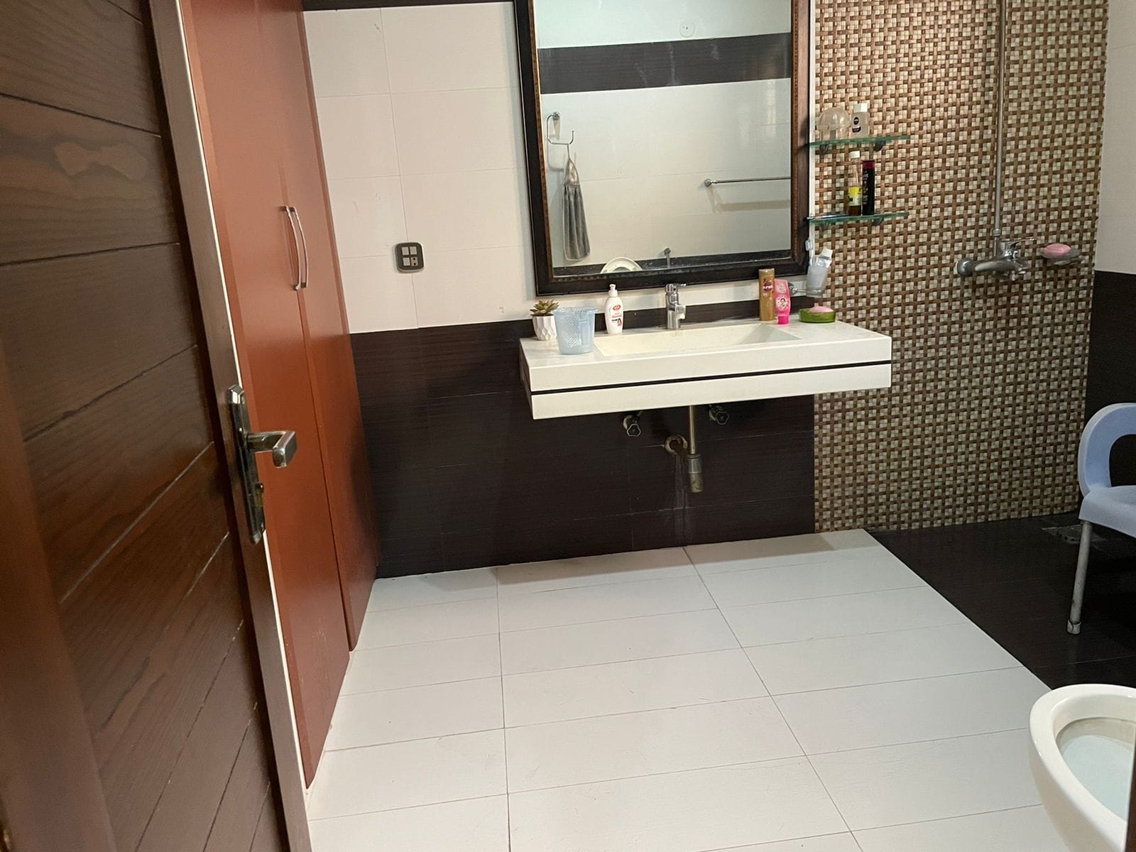 1KANAL HOUSE FOR RENT IN PCSIR Phase 2 LAHORE