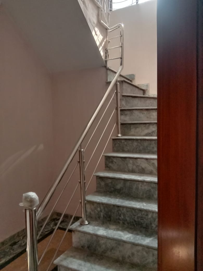 10 Marla House For Rent in park view city Block Tulip  Main Multan road Lahore