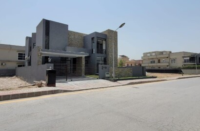 20 marla designer Villa  is now available for sale in  Bahria Town phase 3 Rawalpindi
