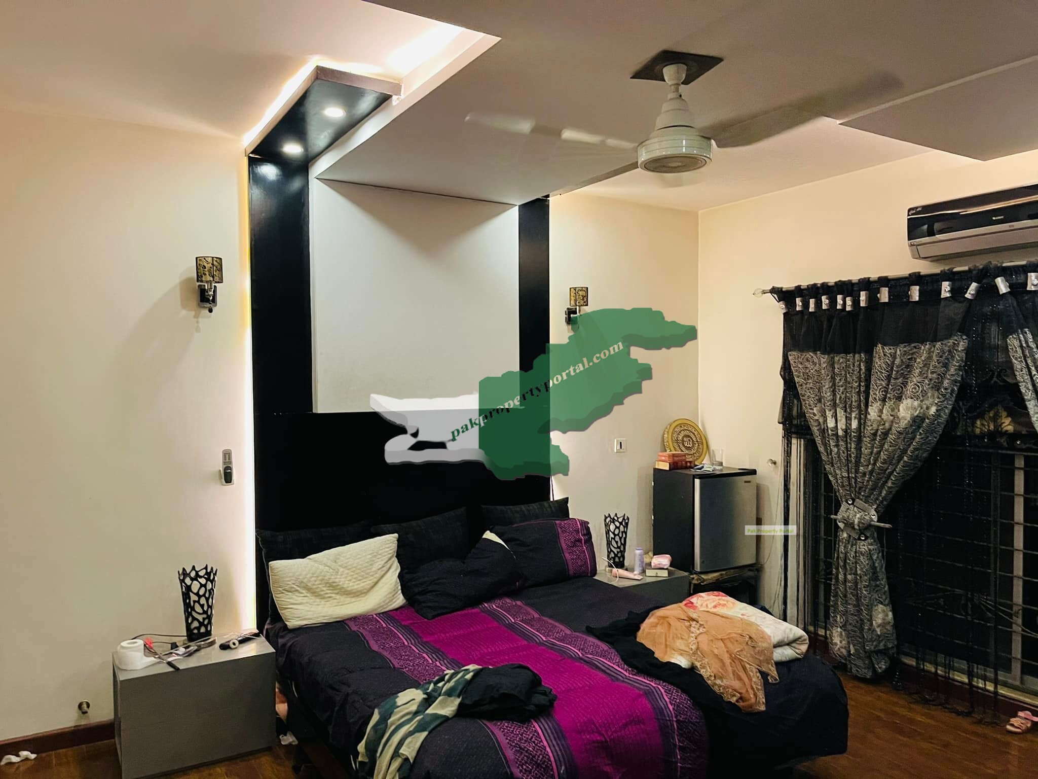 MOST BEAUTIFUL 1 KANAL HOUSE FOR SALE  PH 2 T BLOCK NEAR LALKIK JAAN CHOCK Lahore
