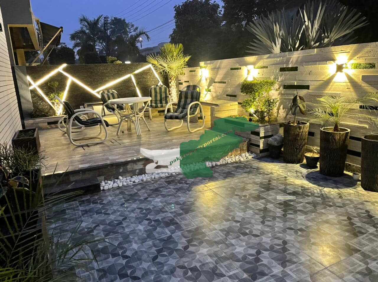 MOST BEAUTIFUL 1 KANAL HOUSE FOR SALE  PH 2 T BLOCK NEAR LALKIK JAAN CHOCK Lahore