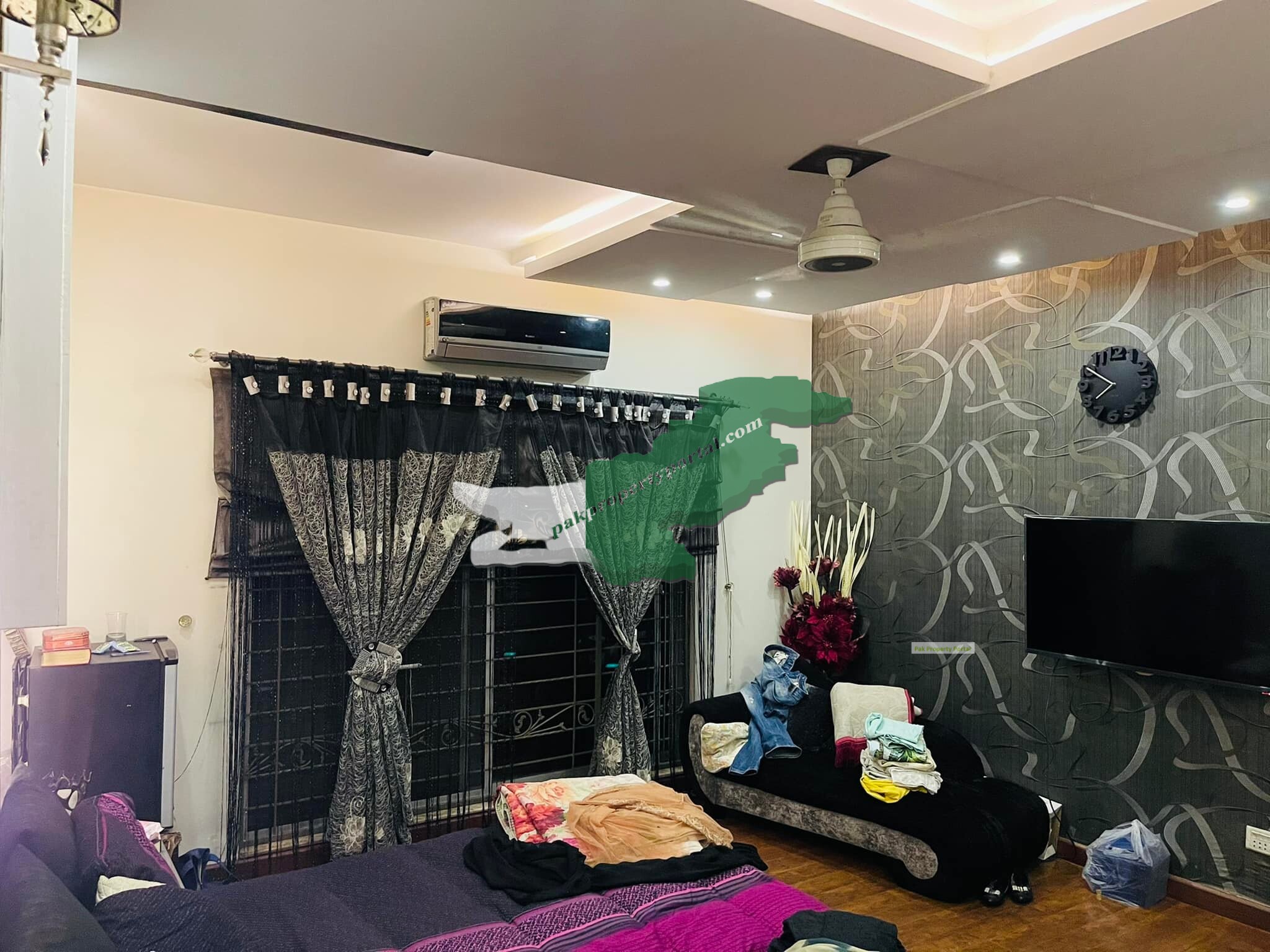 MOST BEAUTIFUL 1 KANAL HOUSE FOR SALE  PH 2 T BLOCK NEAR LALKIK JAAN CHOCK Lahore