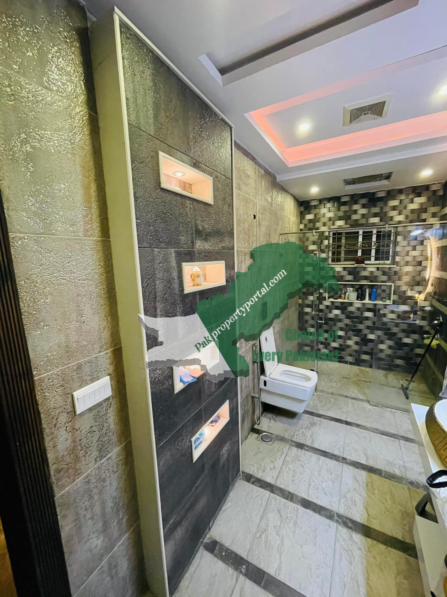 1 KANAL House for sale in T Block Phase 2 DHA Lahore