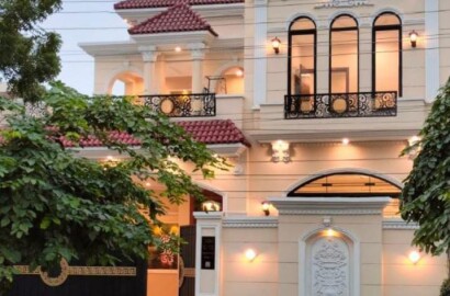 10 Marla Brand New Luxury House For Sale in  Wapda town Phase 1 Multan