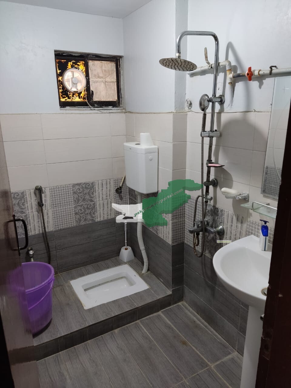 Flat for sale in  Kharadar Chaghla Street