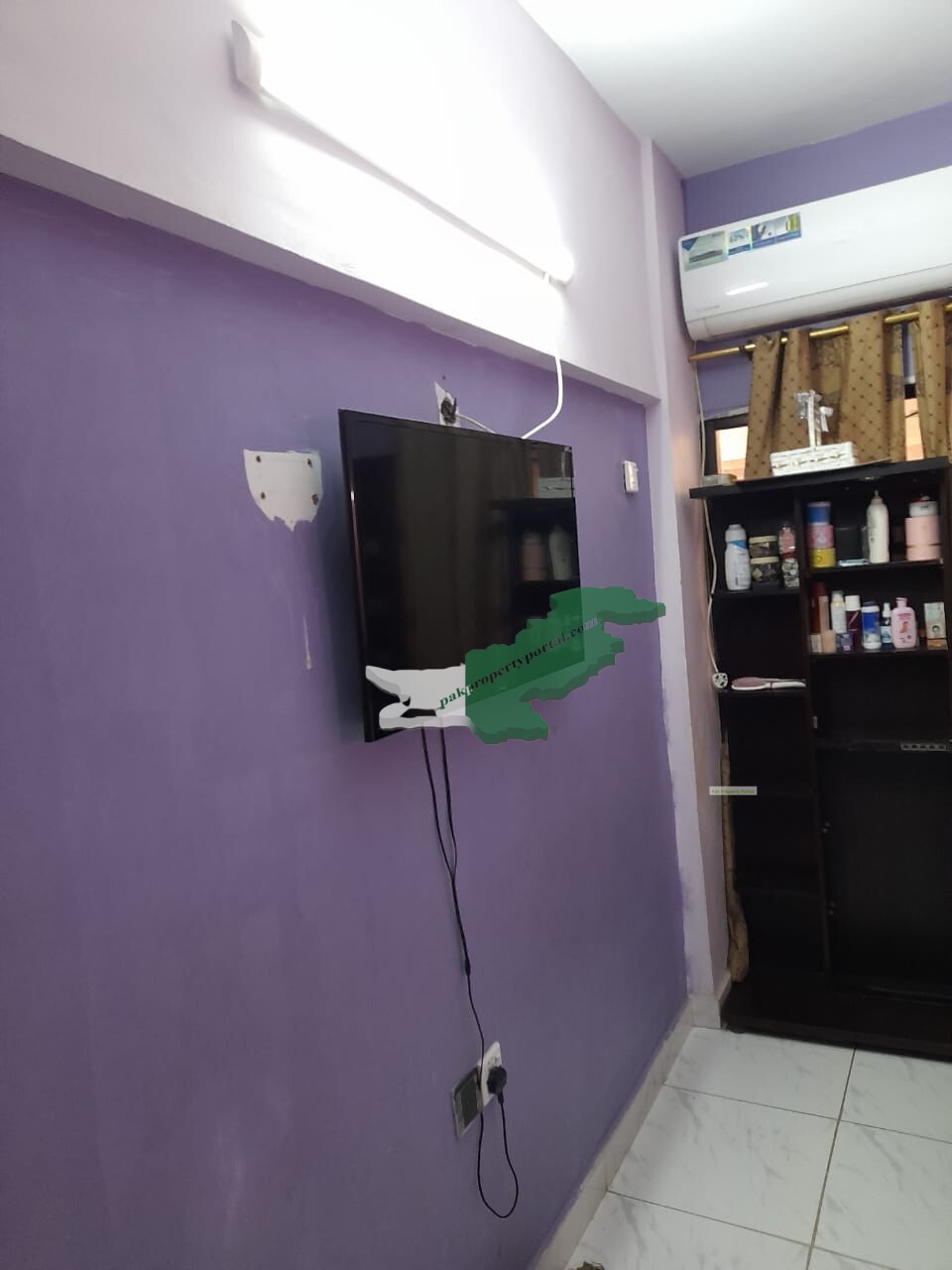 2 Bed DD Flat for sale in Near mehfile khurasan and azakhane zehra, Numaish Karachi