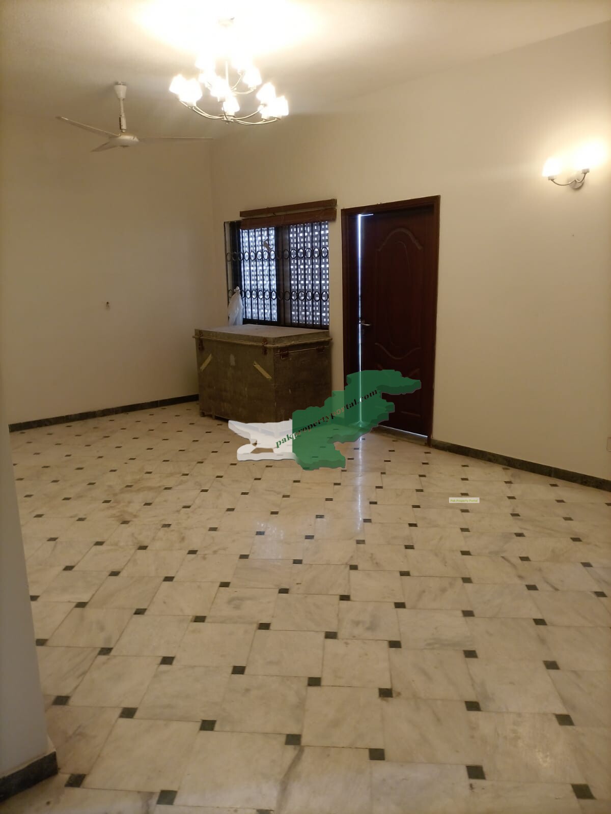 Banglow Available for Sale in khayaban e sehar  Phase 6 Dha karachi