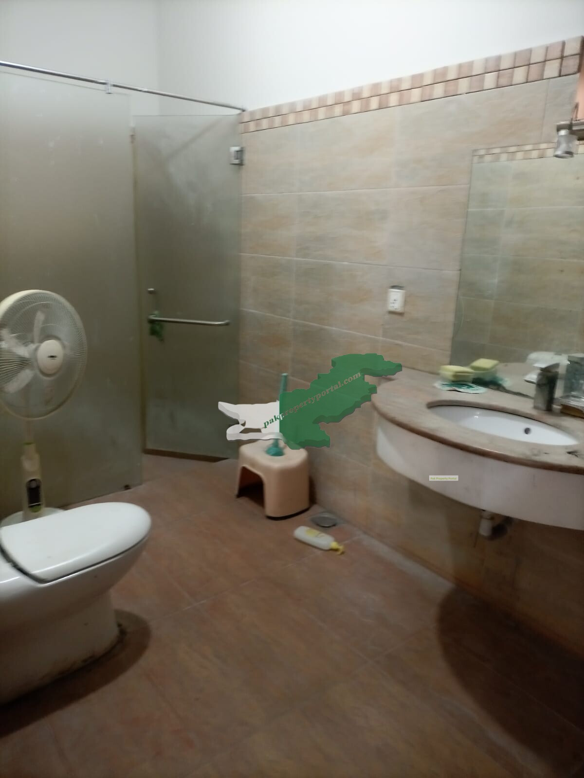 Banglow Available for Sale in khayaban e sehar  Phase 6 Dha karachi