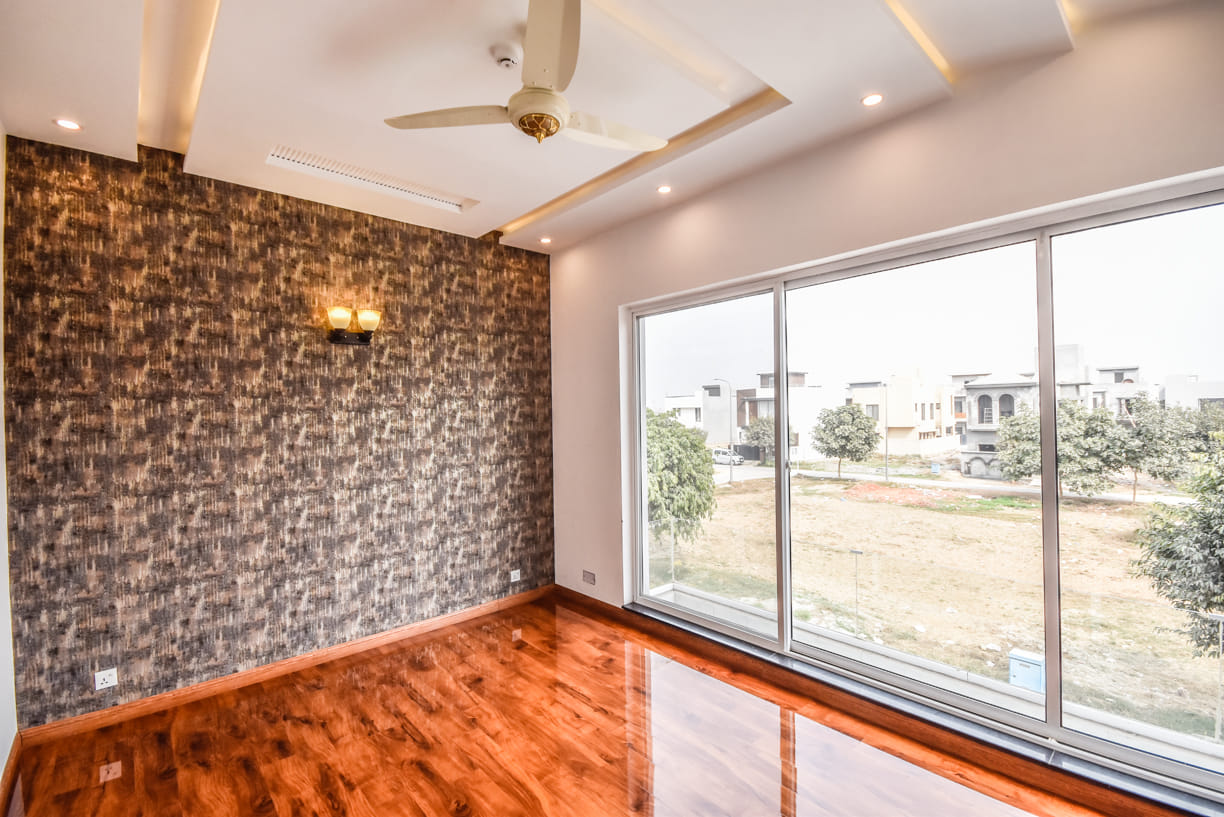 5 Marla house for sale in Banker Avenue Lahore