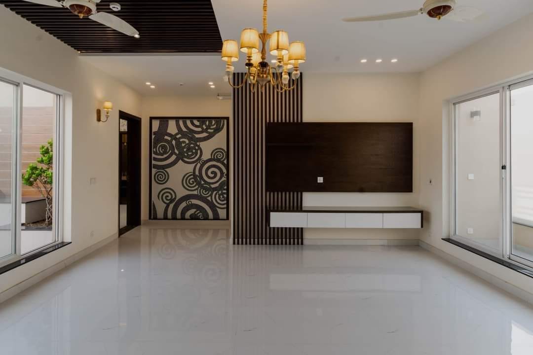1 Kanal Most Elegant Designxurious Villa for sale in DHA Lahore