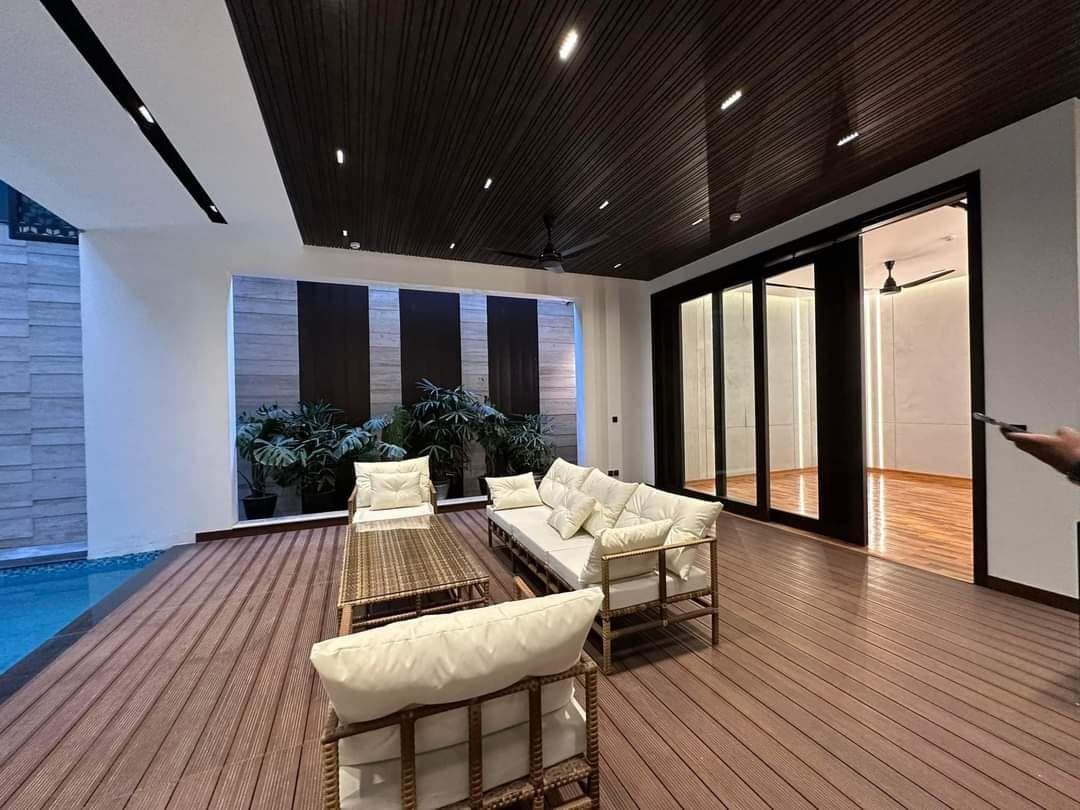 Two Kanal Luxurious Villa for Sale In DHA Lahore