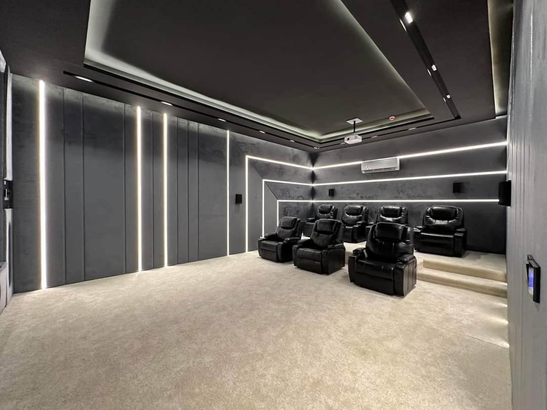 Two Kanal Luxurious Villa for Sale In DHA Lahore