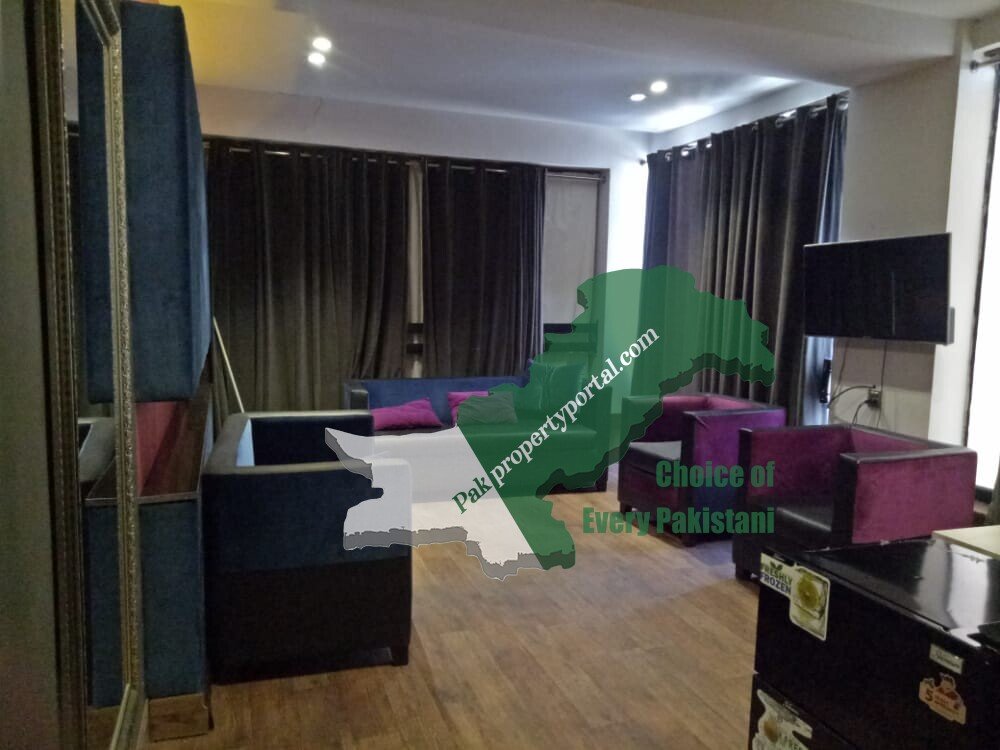 8 Marla Plaza for Sale in Bahria Town Lahore