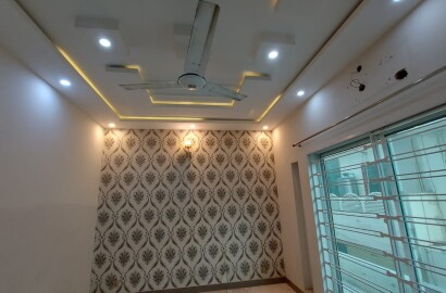 Brand New 5 Marla Triple Story House At Block G2 Wapda Town Lahore