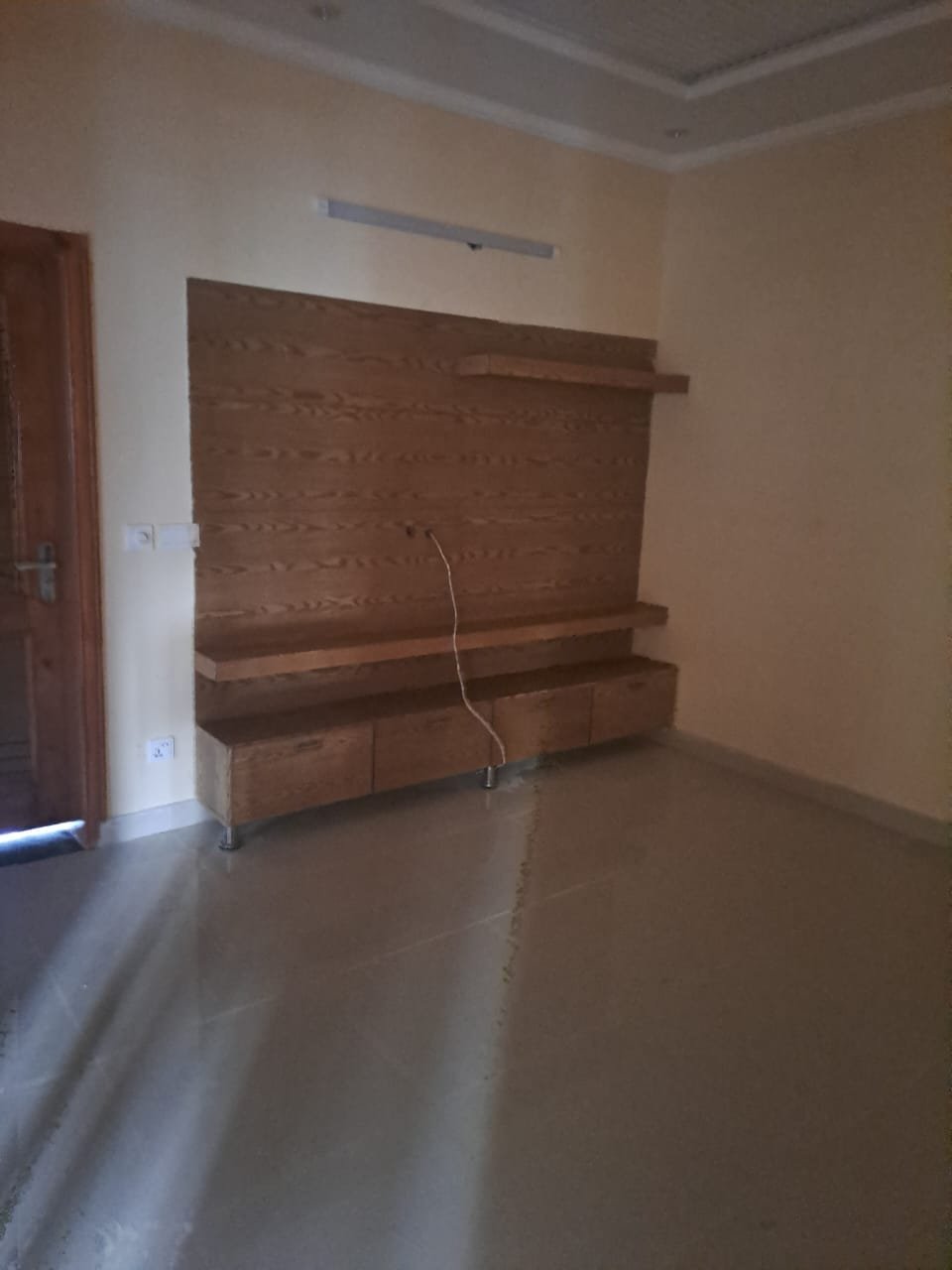 A Luxurious 1 Kanal 2nd Floor Portion For Rent Real Pix Near Shaukat Khanum UCP Lahore