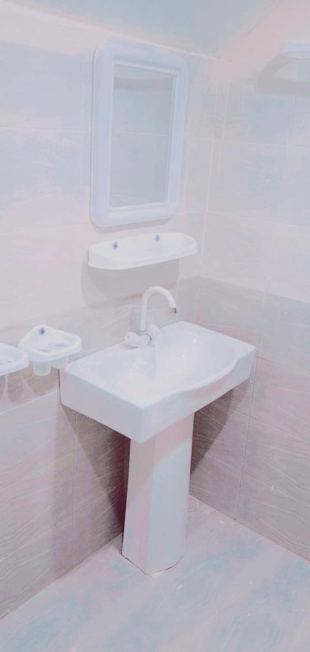 7.1/2 Marla new finely constructed home for sale new Muslim town near darbar Mahal road bahawalpur