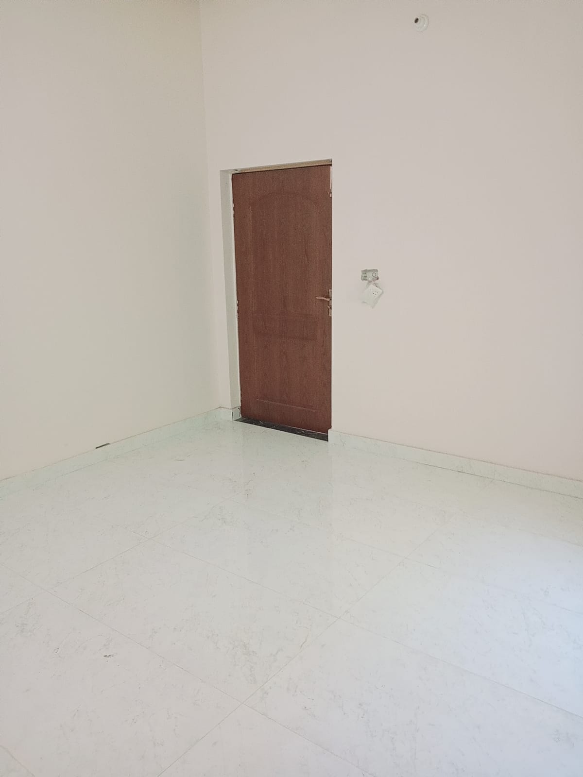 7.1/2 Marla new finely constructed home for sale new Muslim town near darbar Mahal road bahawalpur