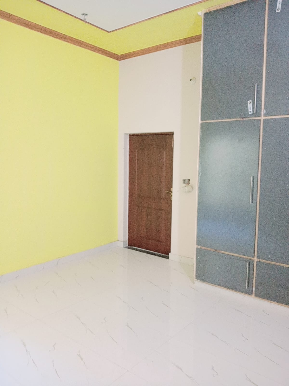 7.1/2 Marla new finely constructed home for sale new Muslim town near darbar Mahal road bahawalpur