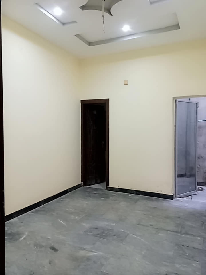 4.5 Marla Double Story House For Rent in New Model Town Bhimbhar Road Gujrat