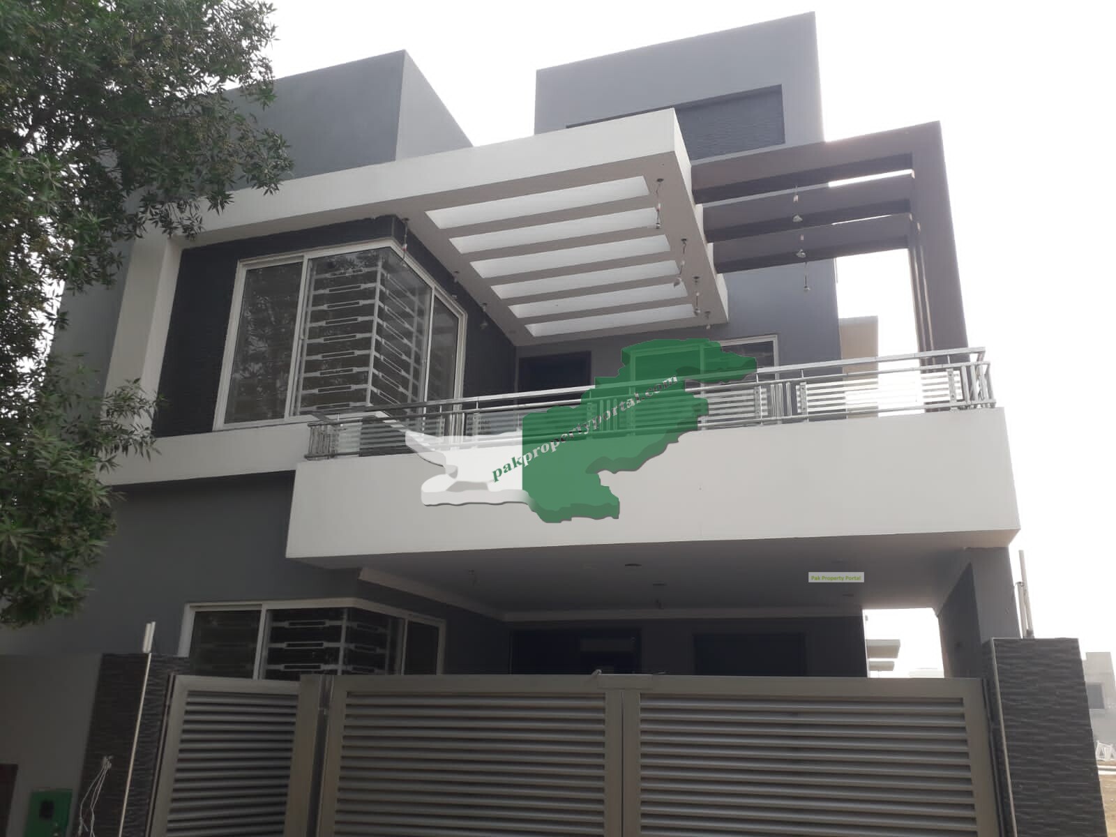 8MARLA Double storey house available for rent  in Bahria Orchard Lahore