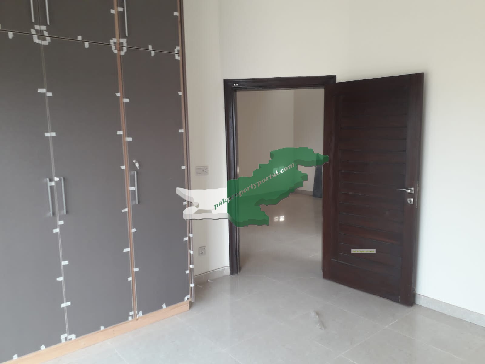8MARLA Double storey house available for rent  in Bahria Orchard Lahore