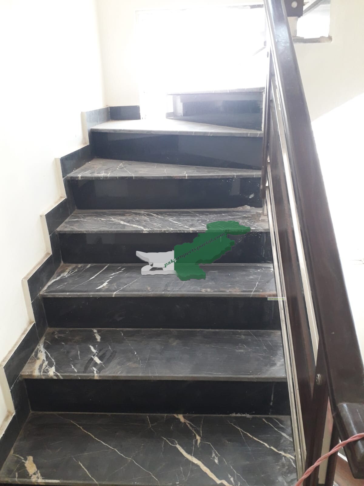 8MARLA Double storey house available for rent  in Bahria Orchard Lahore