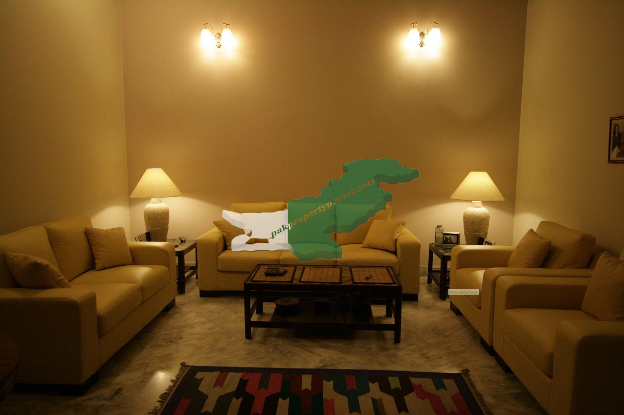 commercial House for rent