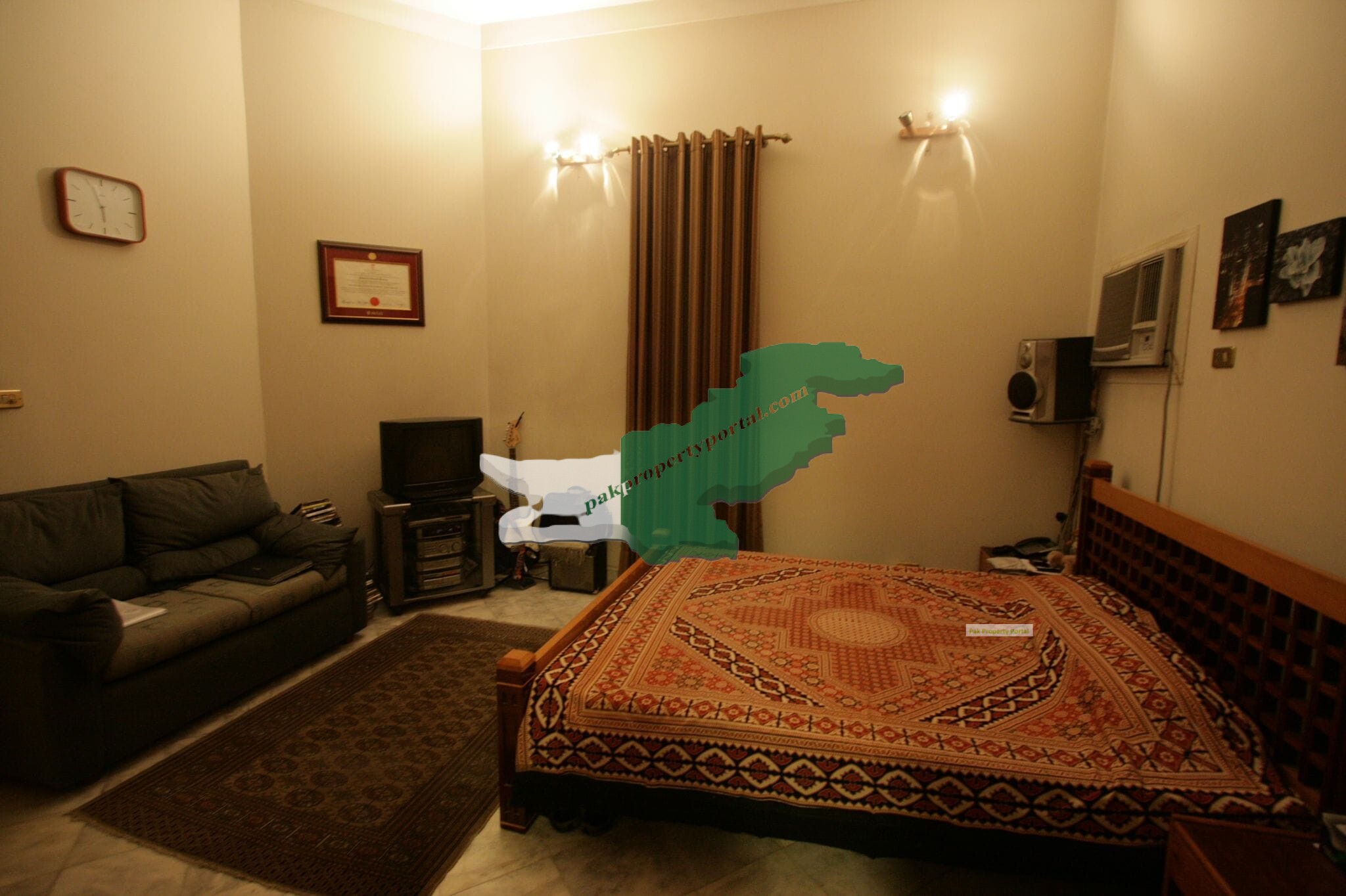 commercial House for rent