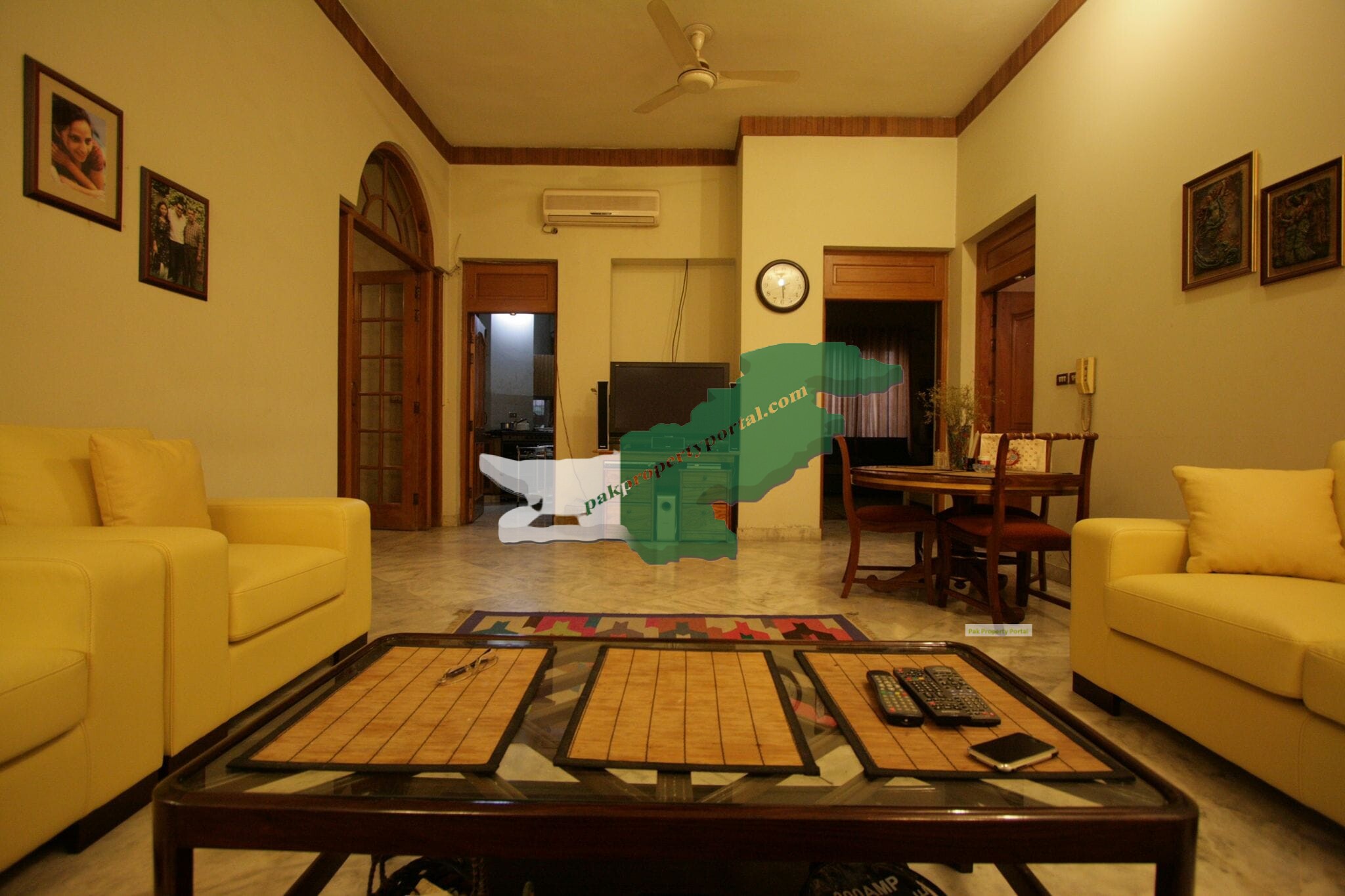 commercial House for rent