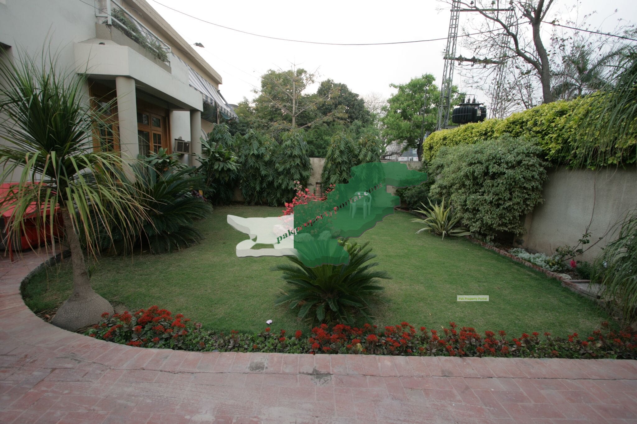 commercial House for rent