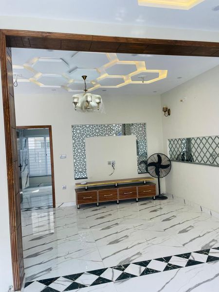 05 Marla brand new house for sale in park view city Lahore