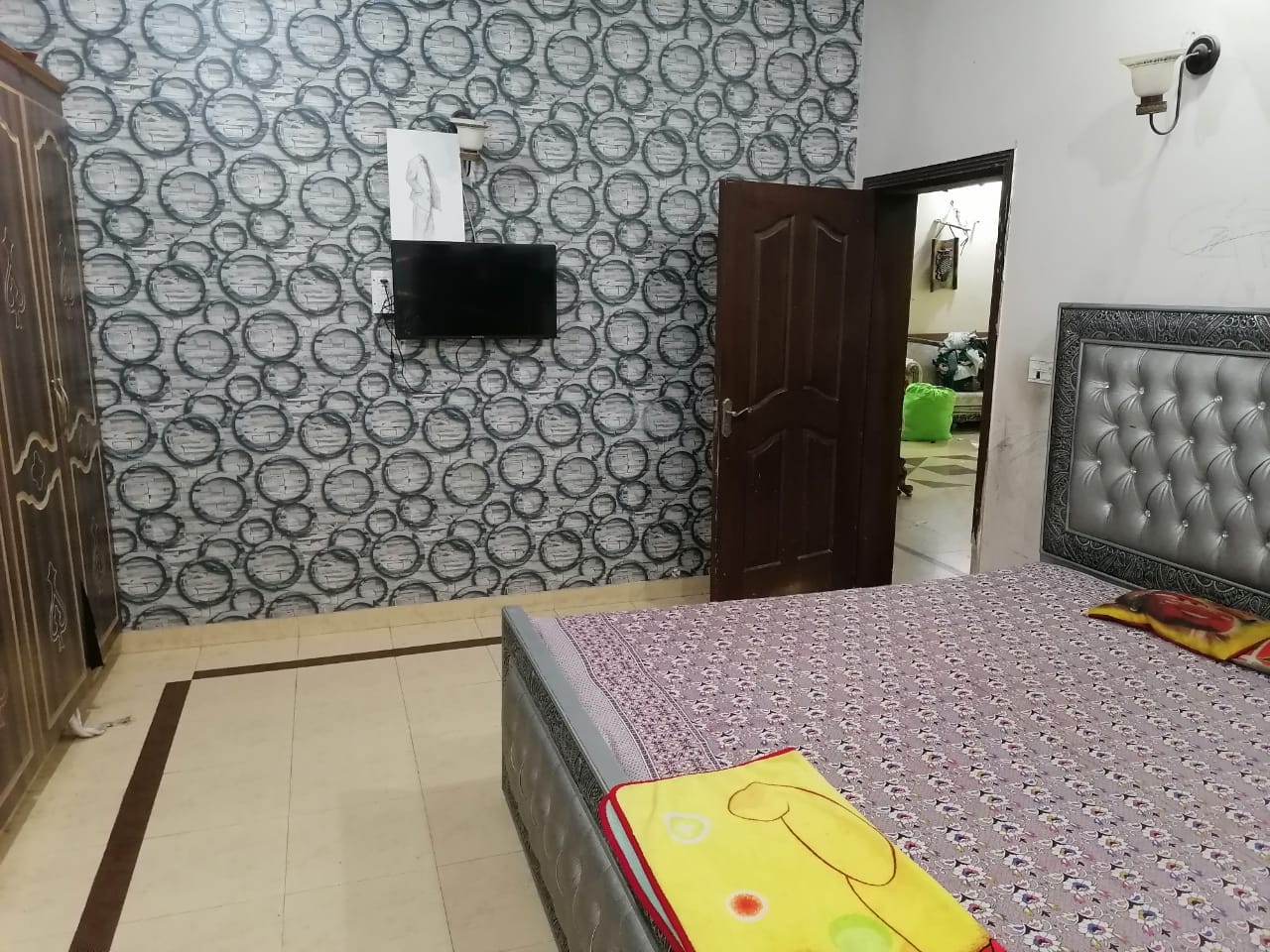 10 Marla double story house for sale in Model town Lahore