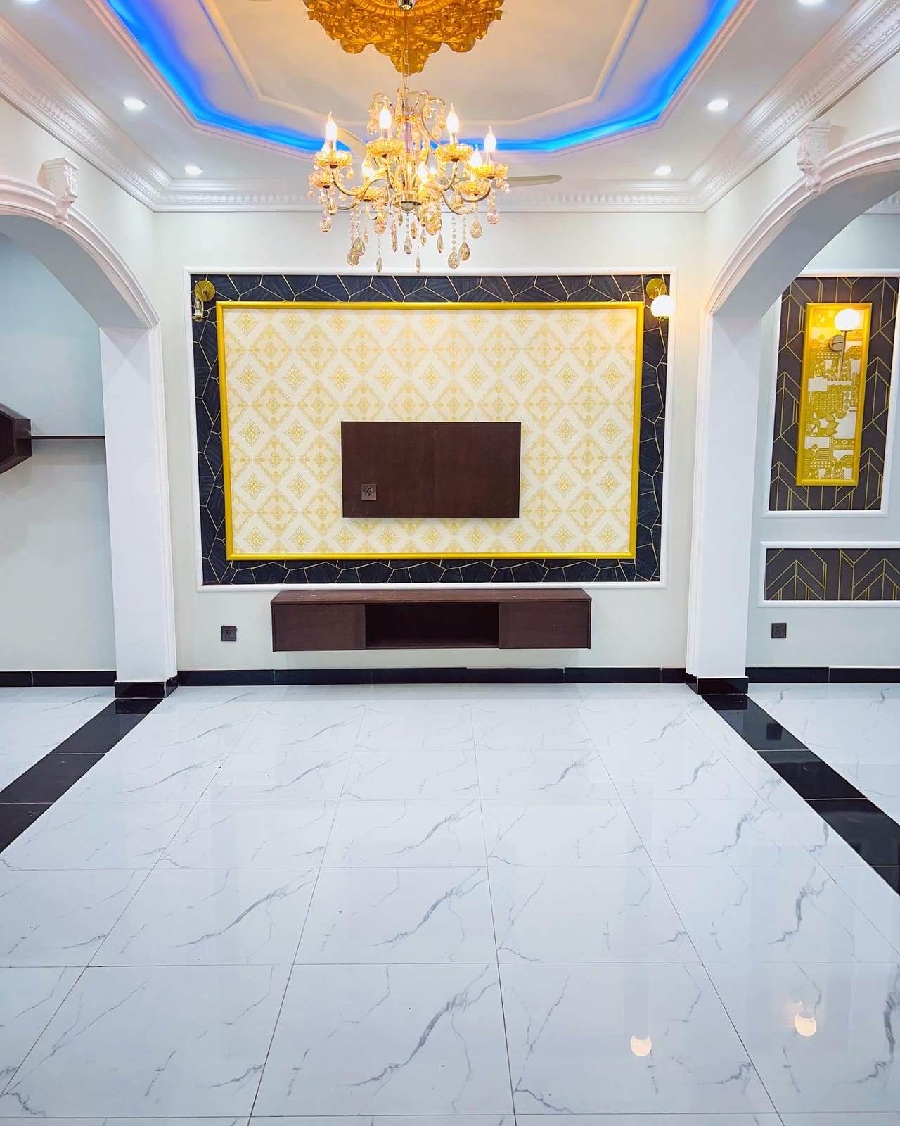 05 marla brand new house for sale in canal garden near Bahria town Lahore