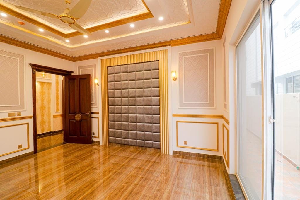 1 Kanal Brand New Victorian Style House for sale in DHA Lahore