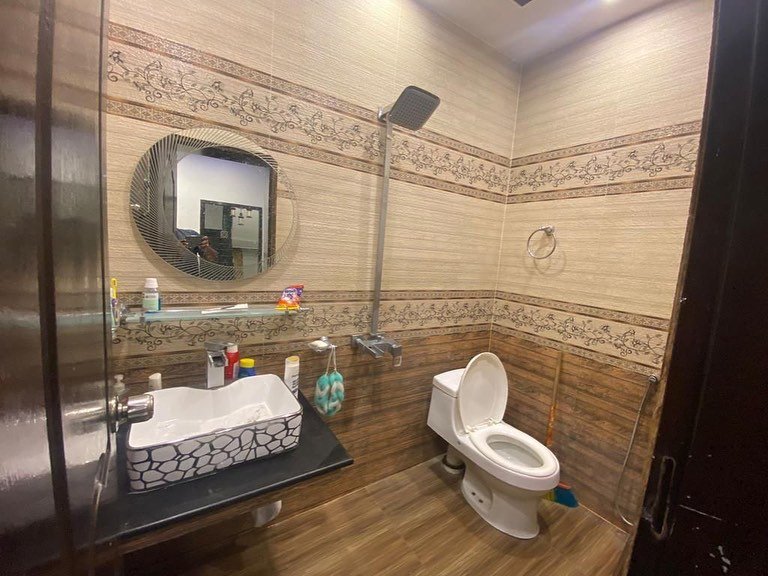 3 Marla for sale in Mustafa town Wahdat Road Lahore