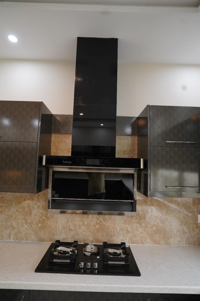 01 Kanal Stunning Bunglow Available for Sale In DHA Lahore