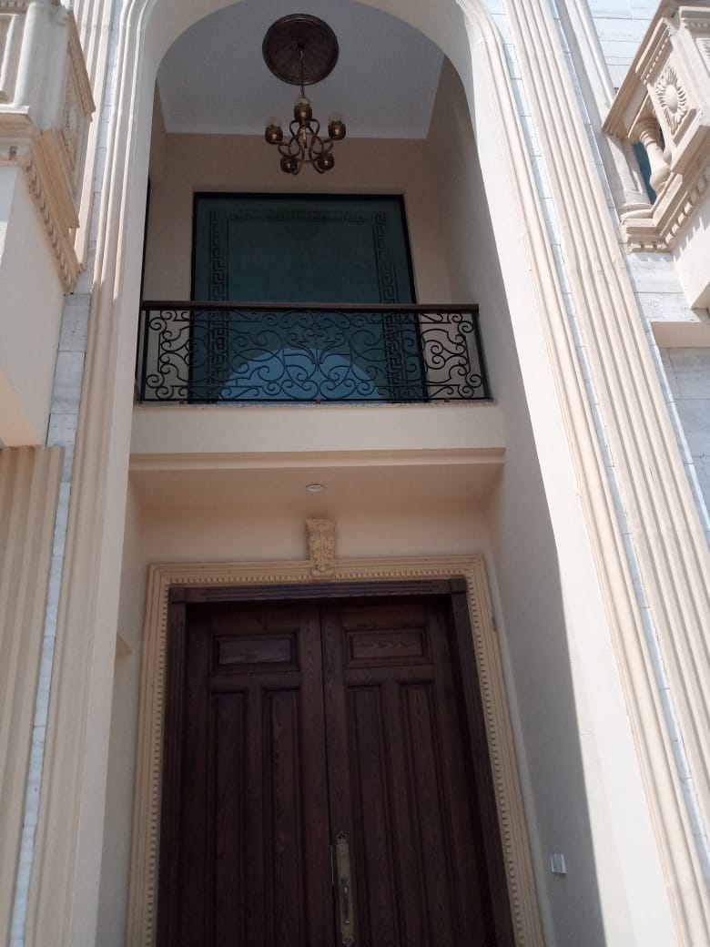 01 Kanal House Available for Sale In DHA Phase 8 Ex Park View Lahore