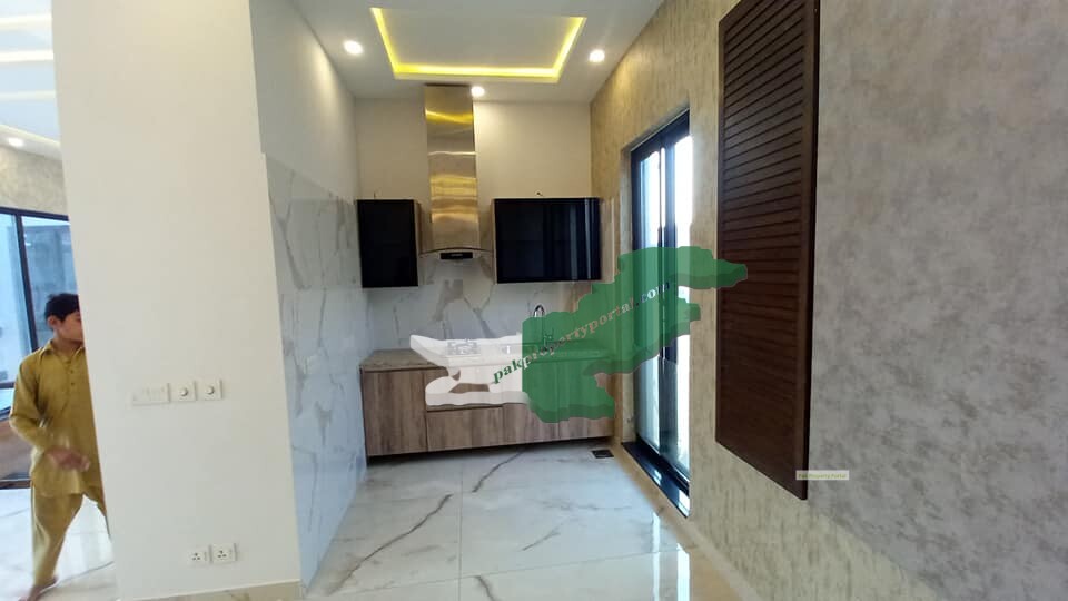 house for sale in DHA PHASE 6 Lahore
