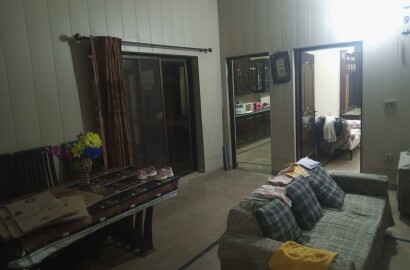 8 Marla ground floor portion for rent in Near PIA road Punjab Society Johar Town Lahore