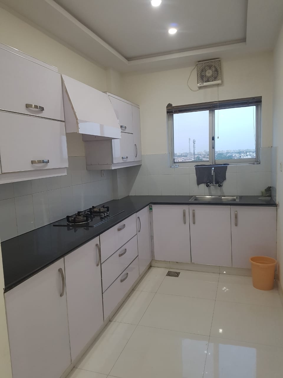 1 Bed Room Semi Furnished Apartment for Rent Bahria town Lahore