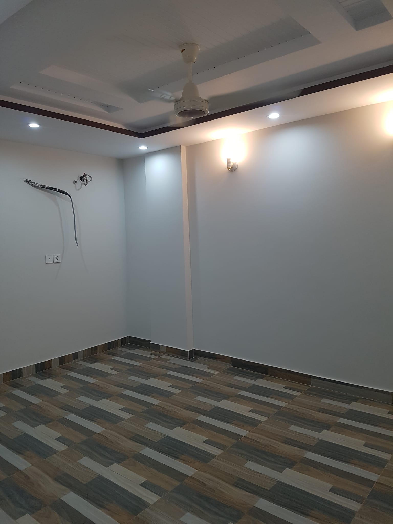Single Bed Room Flat available For Rent in Bahria town Lahore