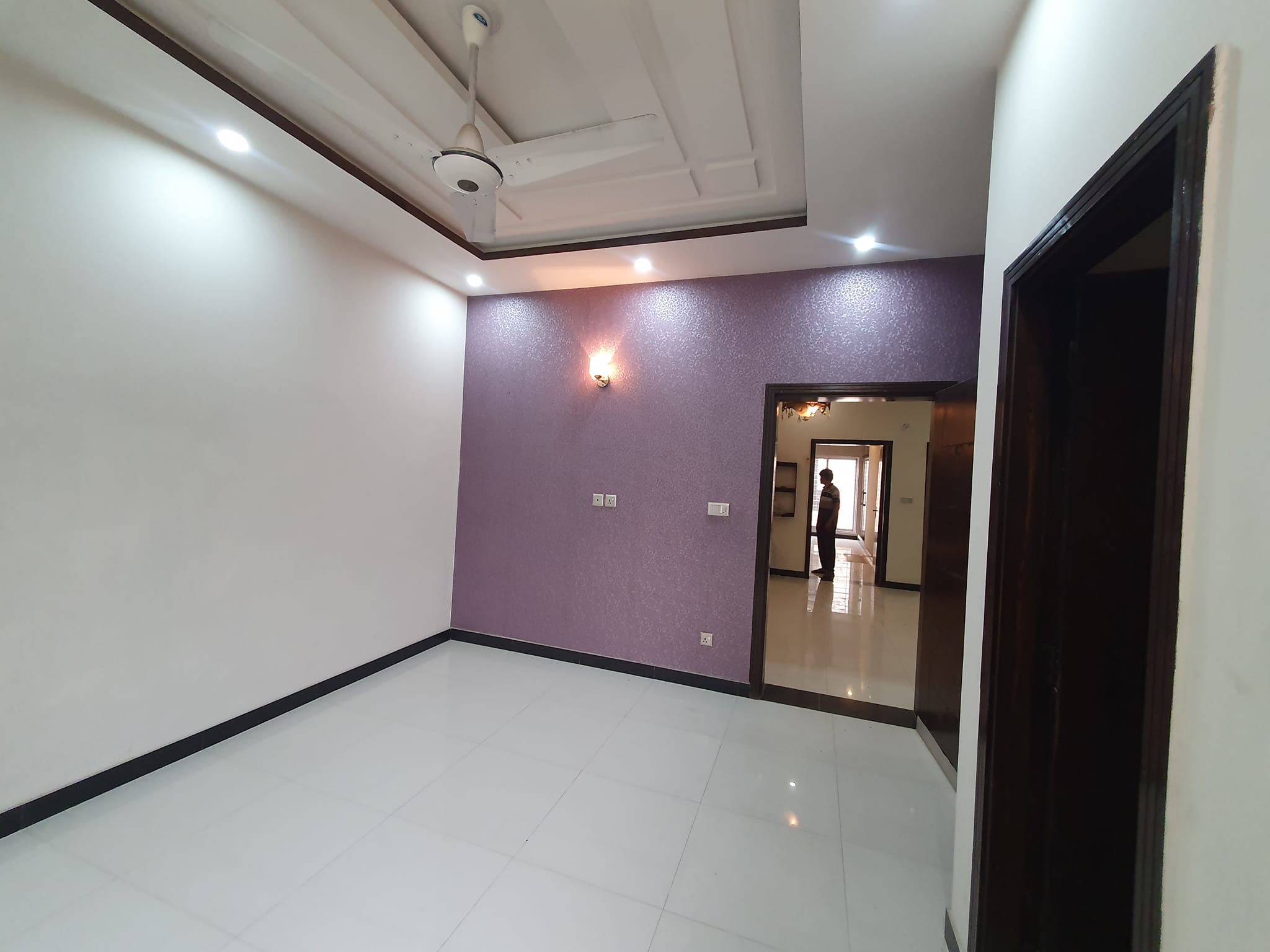 10 Marla House available for Rent Bahria town Lahore