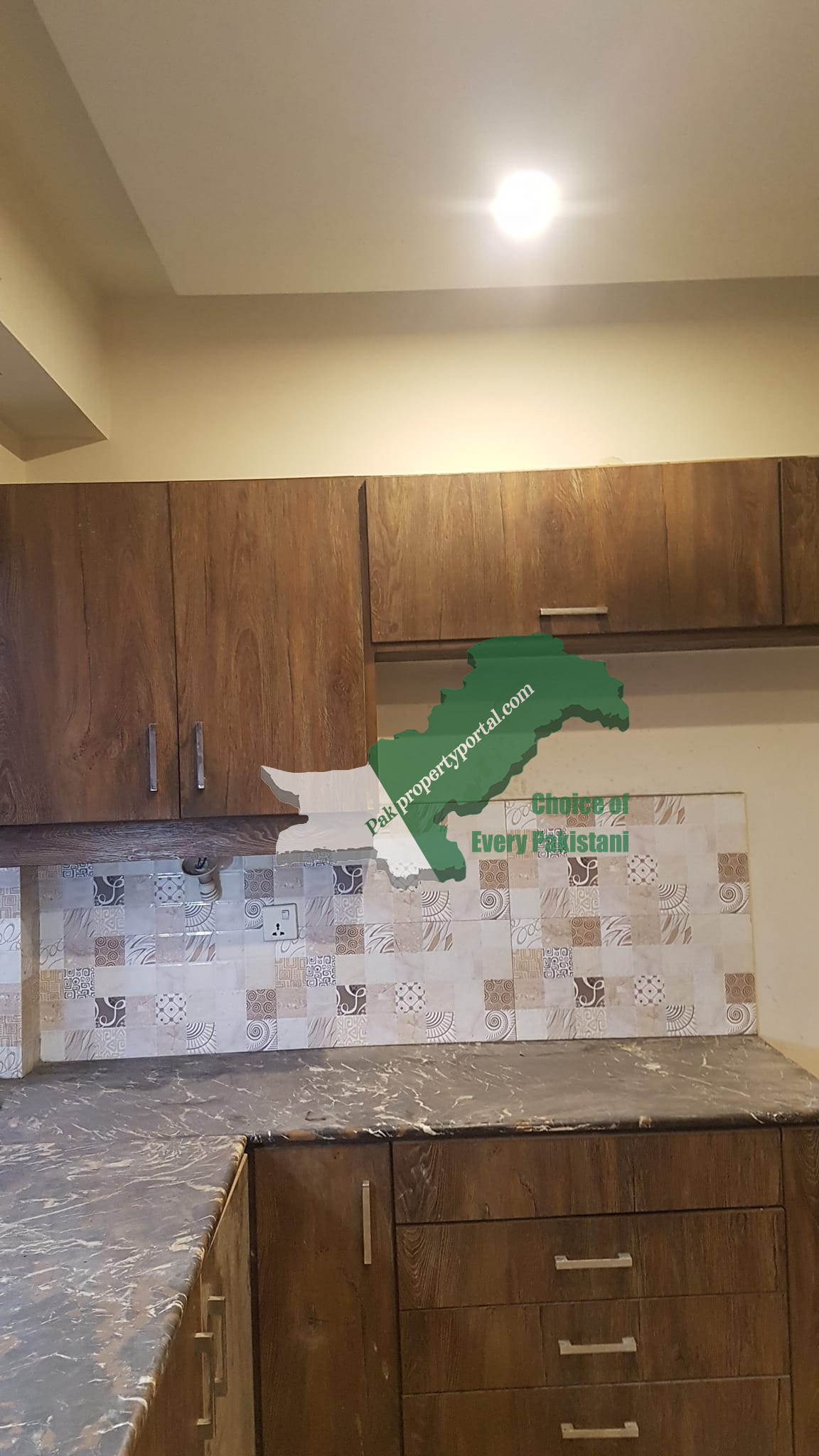 2 Bed room Apartment available for Rent in Sectar D Bahria town Lahore