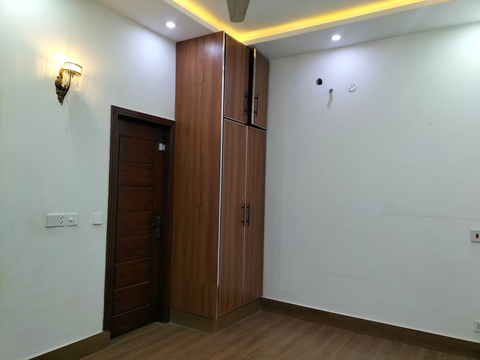 5 Marla New House for Rent  Bahria town Lahore