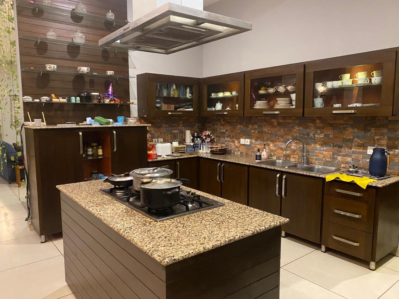 666-yard bungalow for sale in DHA Phase 8 Karachi