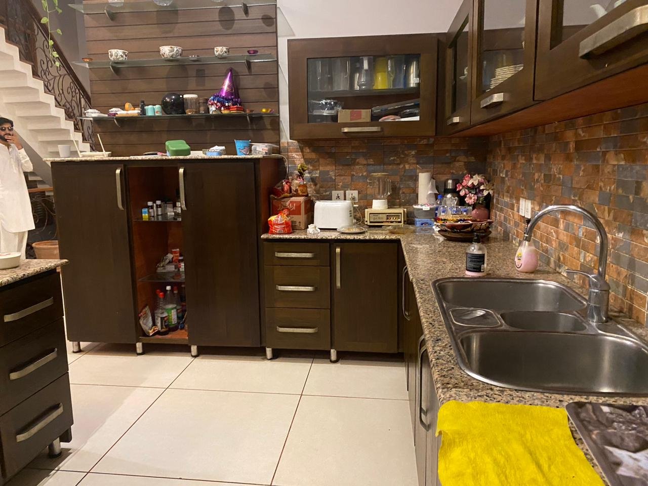 666-yard bungalow for sale in DHA Phase 8 Karachi