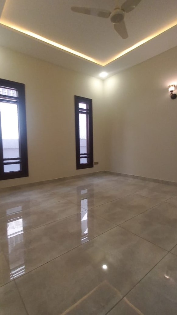 brand-new 300-square-yard bungalow for sale in the esteemed DHA Phase IV Karachi