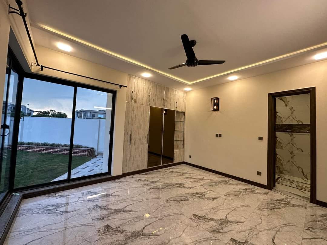 26 Marla Designer House for sale in Bahria town Rawalpindi phase 8