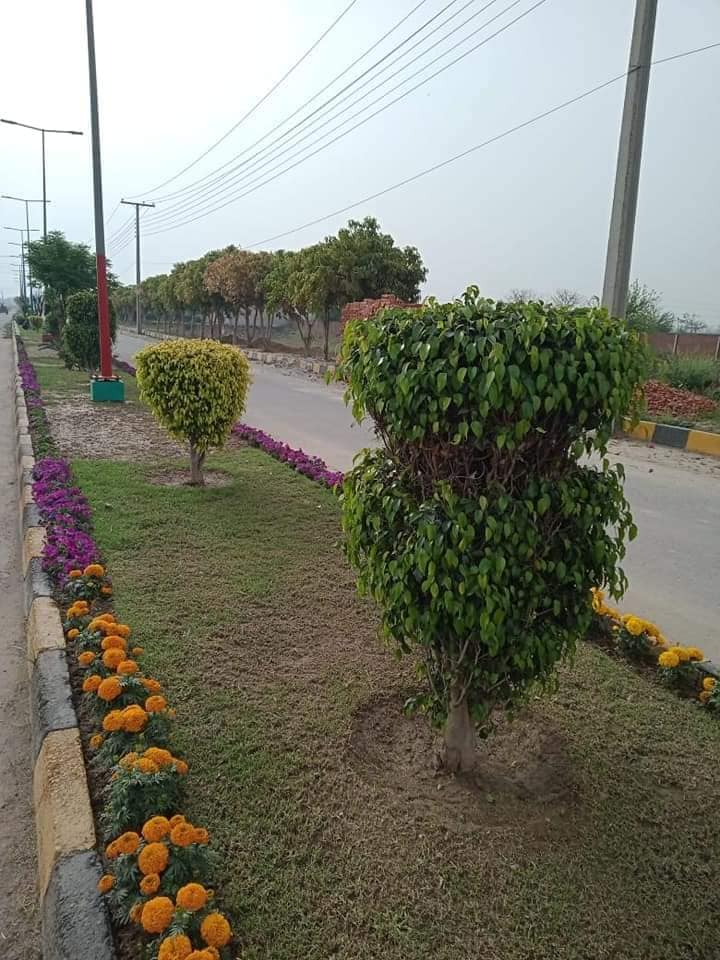 10 Marla Plot for Sale in Wapda Town Main Multan Road opposite OASiS Golf Club Just 20 Min Drive from Bahria Town Lahore